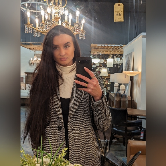 Single Button Herringbone Wool Coat - Picture 3 of 10